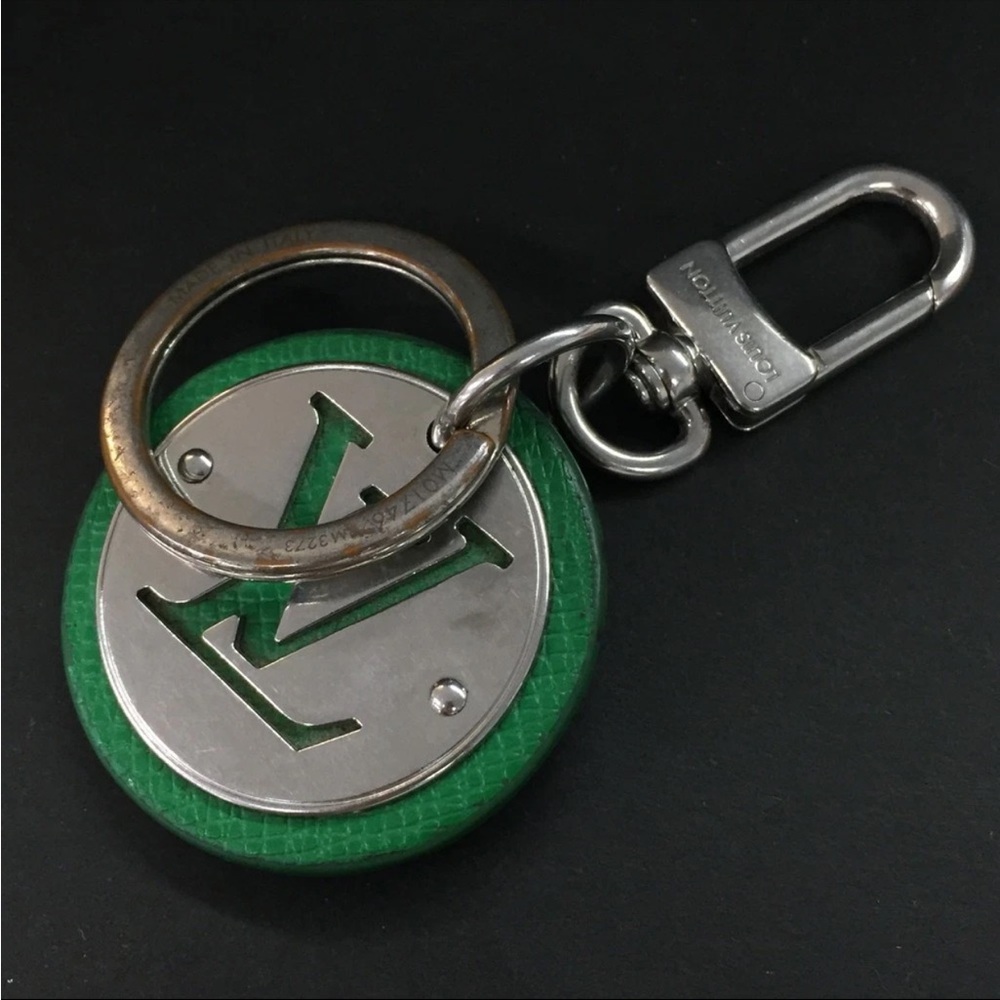 Louis Vuitton Porte Cles LV Circle Key Ring Holder Bag Charm - Picture 4 of 6